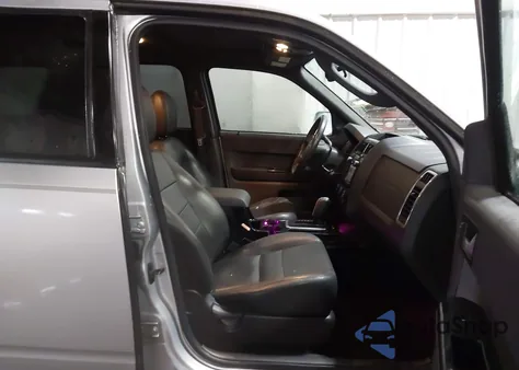 2012 Ford Escape Limited z USA, uszkodzony, nr VIN 1FMCU9EG1CKB60954